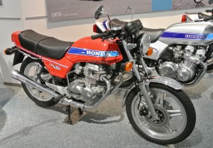 Honda_CB400N_in_the_Honda_Collection_Hall